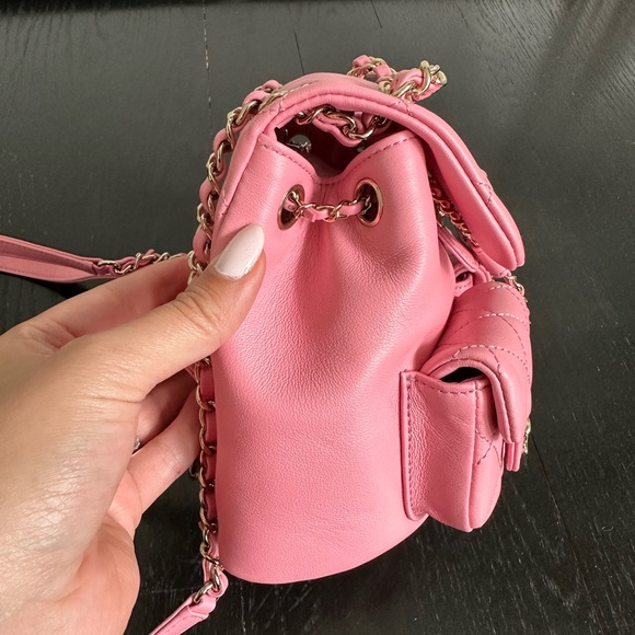 23P CHANEL Duma Backpack Lilac Pink Mini w Pockets Flap Bag  Gold HW 2023 - Picture 5 of 7